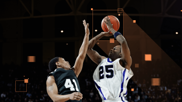 Foto in voller Größe einblenden:  Basketballspieler in der Wurfbewegung